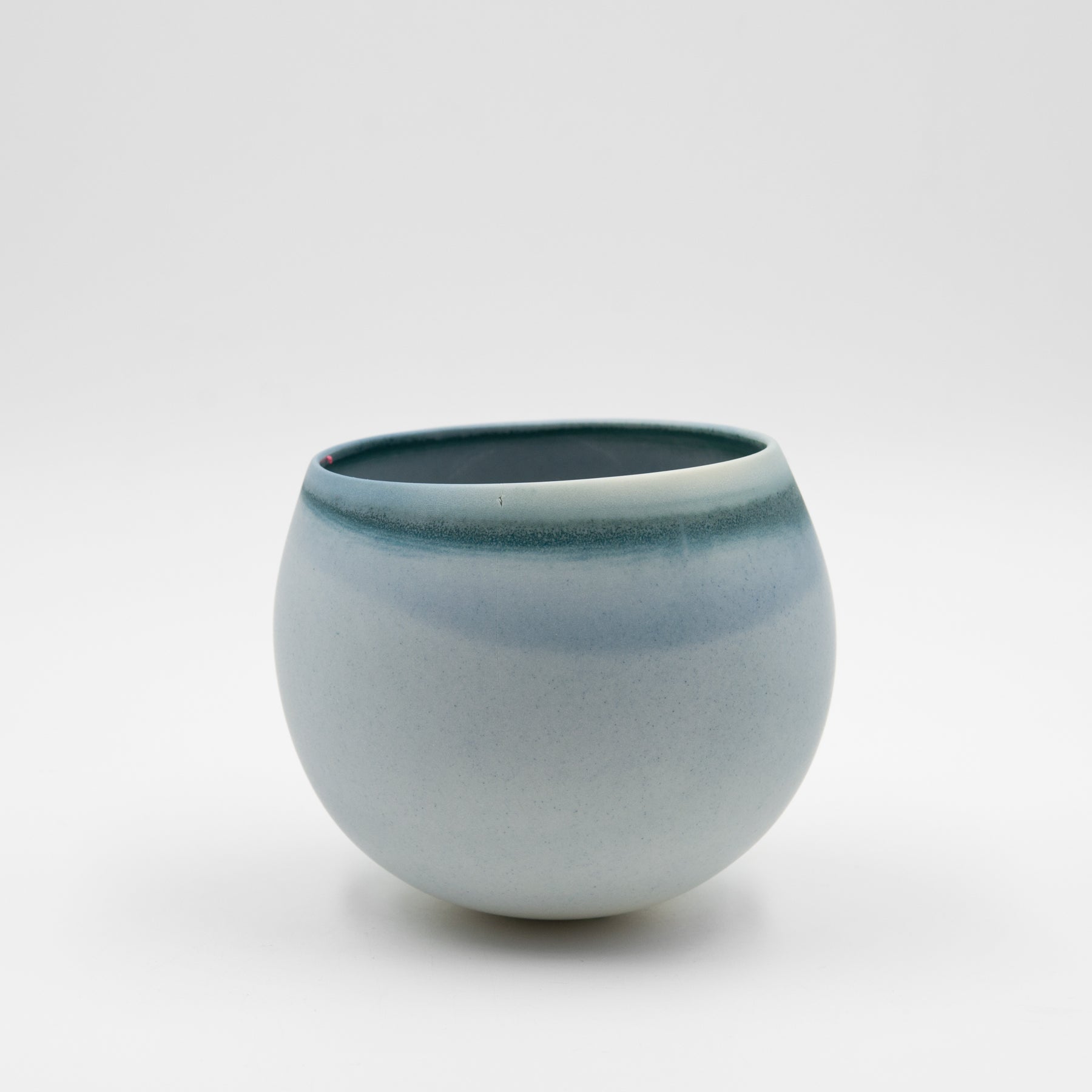 Bright arctic round cup