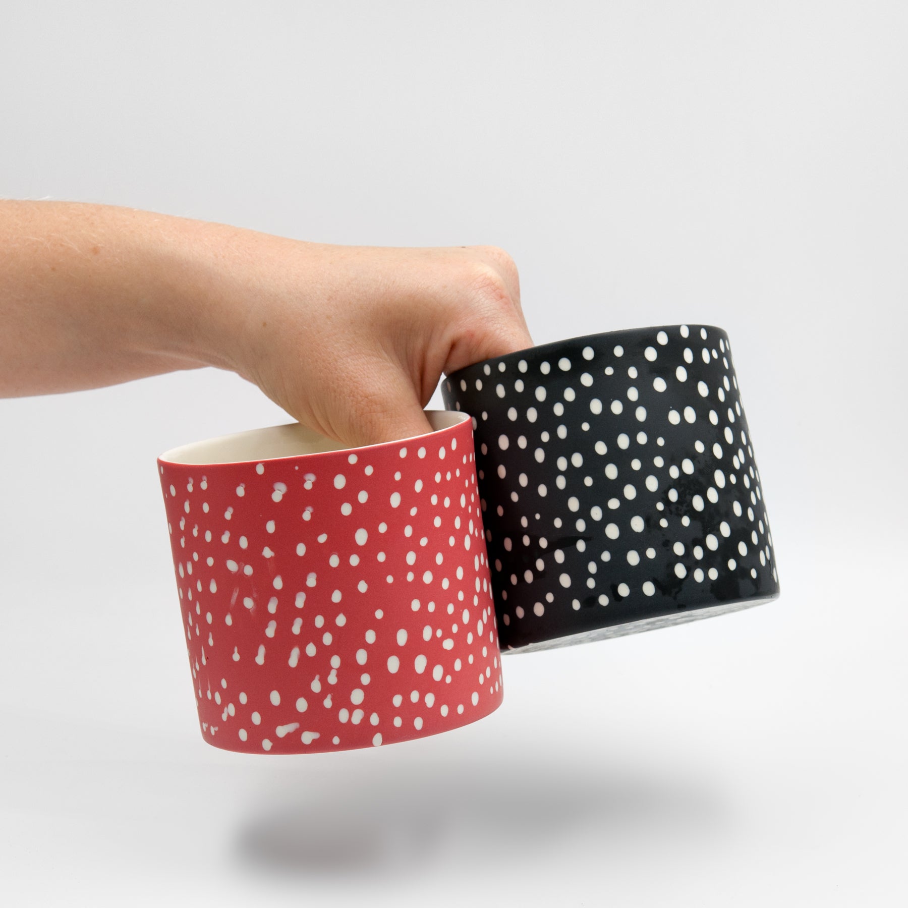 Polka dot cup, red