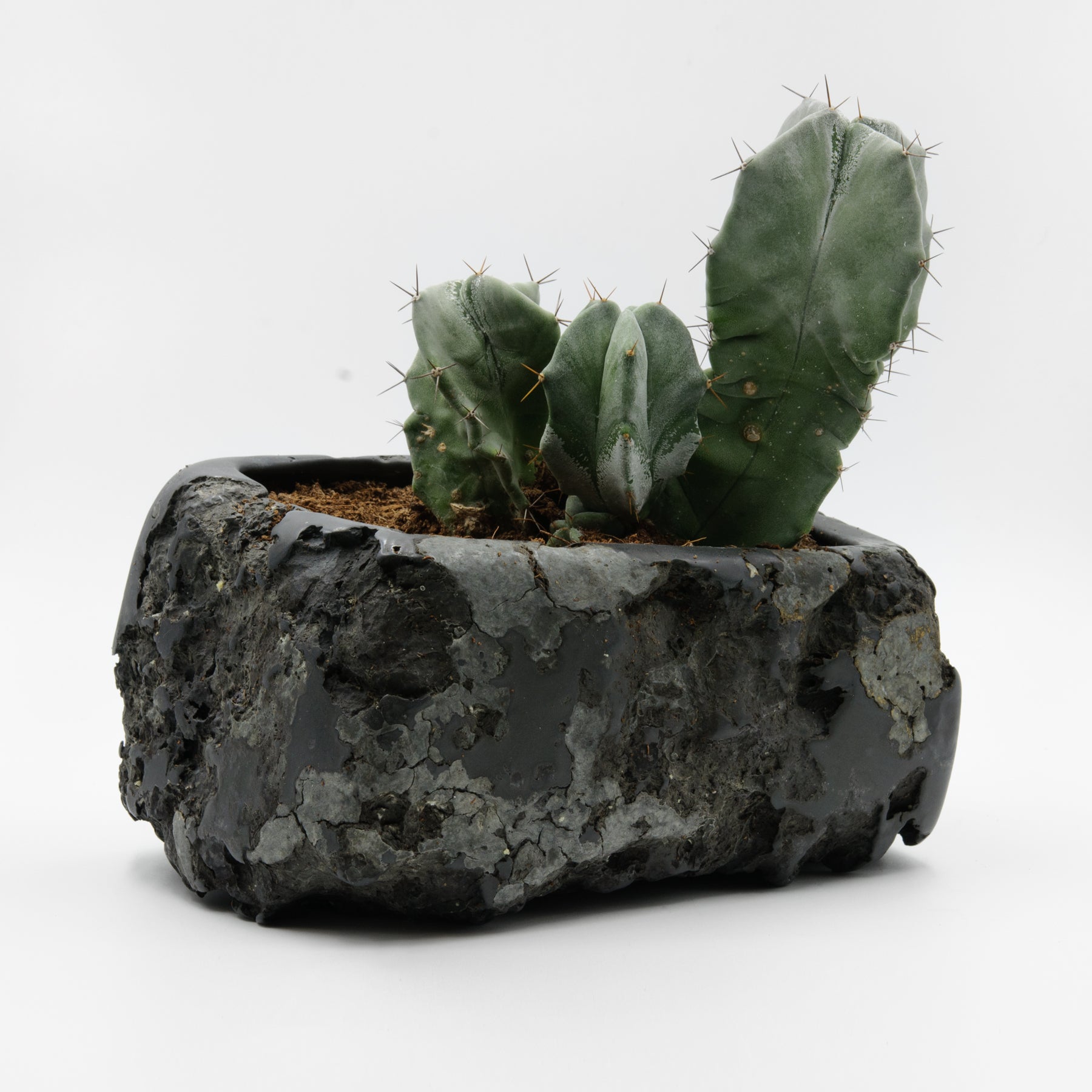 Scoria cubic planter